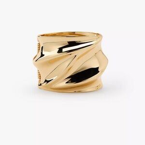 Wavy Gold Tone Bangle